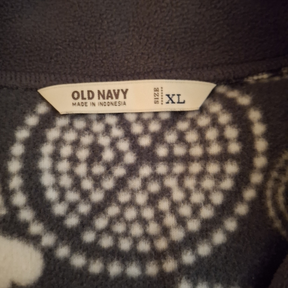 Old Navy Women's Charcoal and Ivory Fleece Sweater Jacket - Picture 4 of 7
